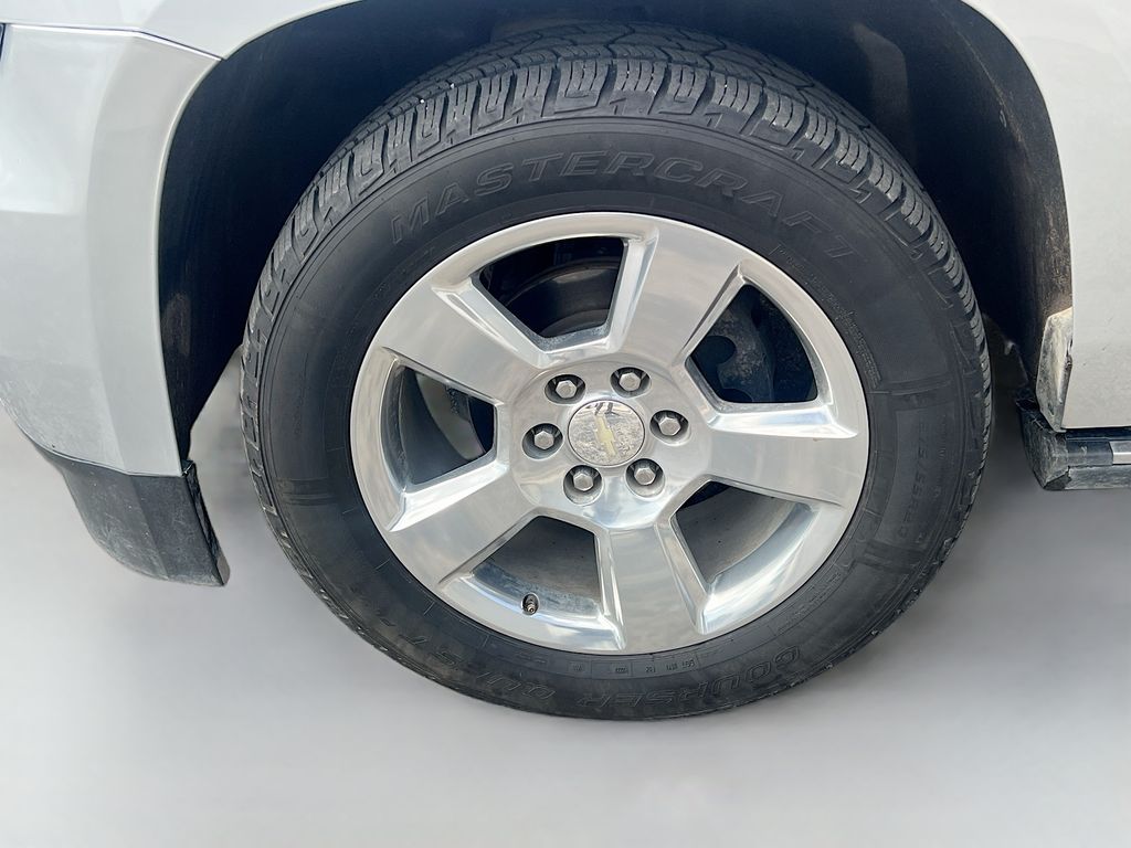 Used 2019 Silver Chevrolet Premier image 35