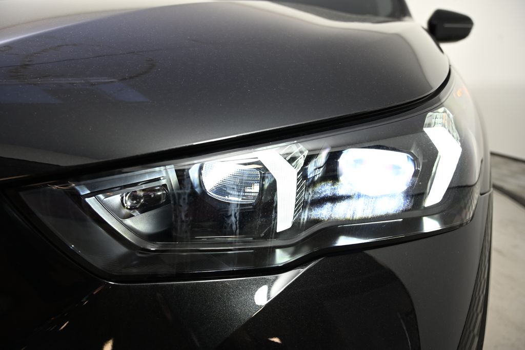 Thumbnail: 2027 BMW i5 - 9