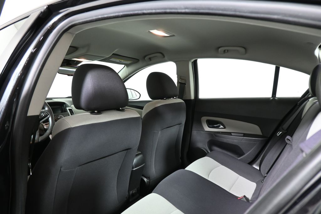Thumbnail: 2014 Chevrolet Cruze - 28