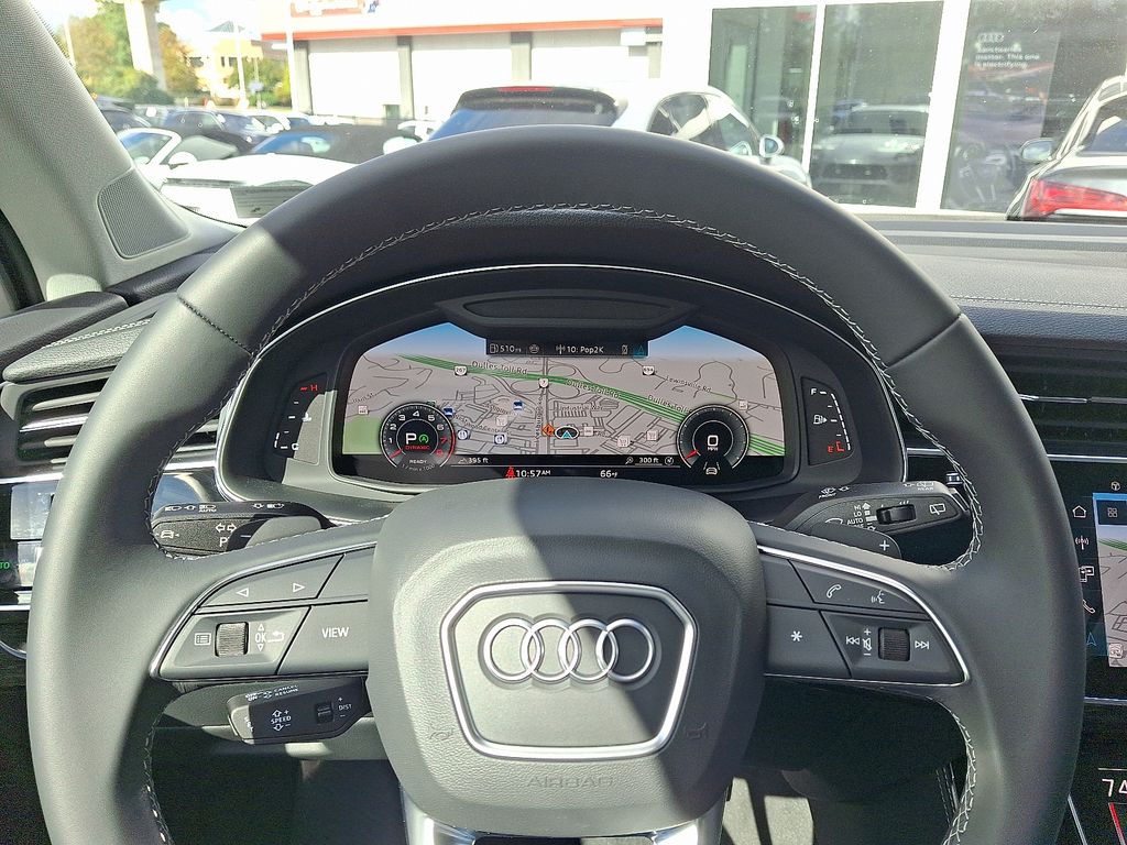 Thumbnail: 2025 Audi Q7 - 16