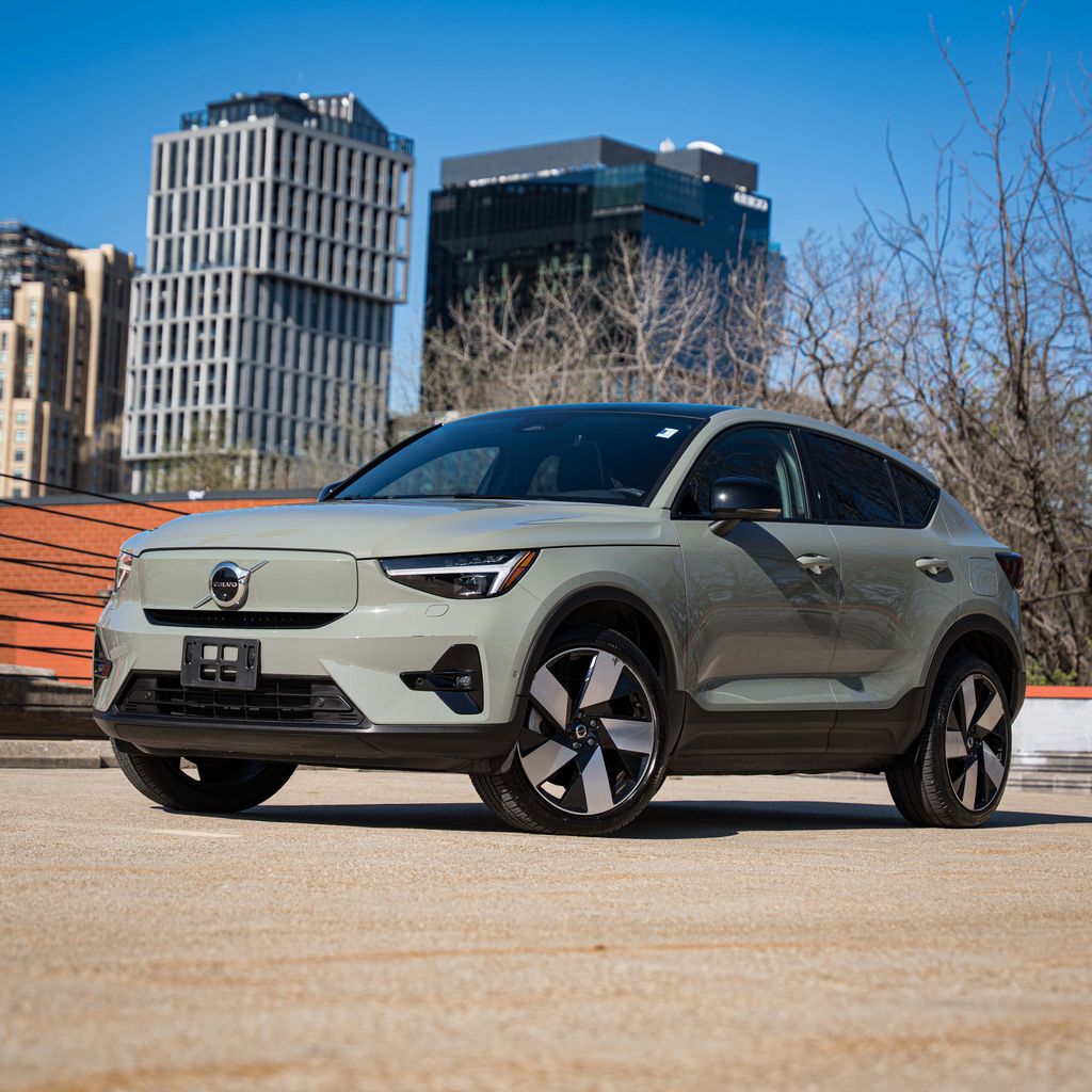 Sage Green Metallic 2023 Volvo C40 Recharge Twin Ultimate eAWD SUV / Crossover All-Wheel Drive 1-Speed Automatic