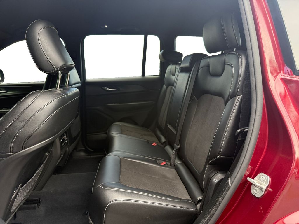 2023 Velvet Red Pearlcoat Jeep Grand Cherokee Altitude X 4X4 SUV
