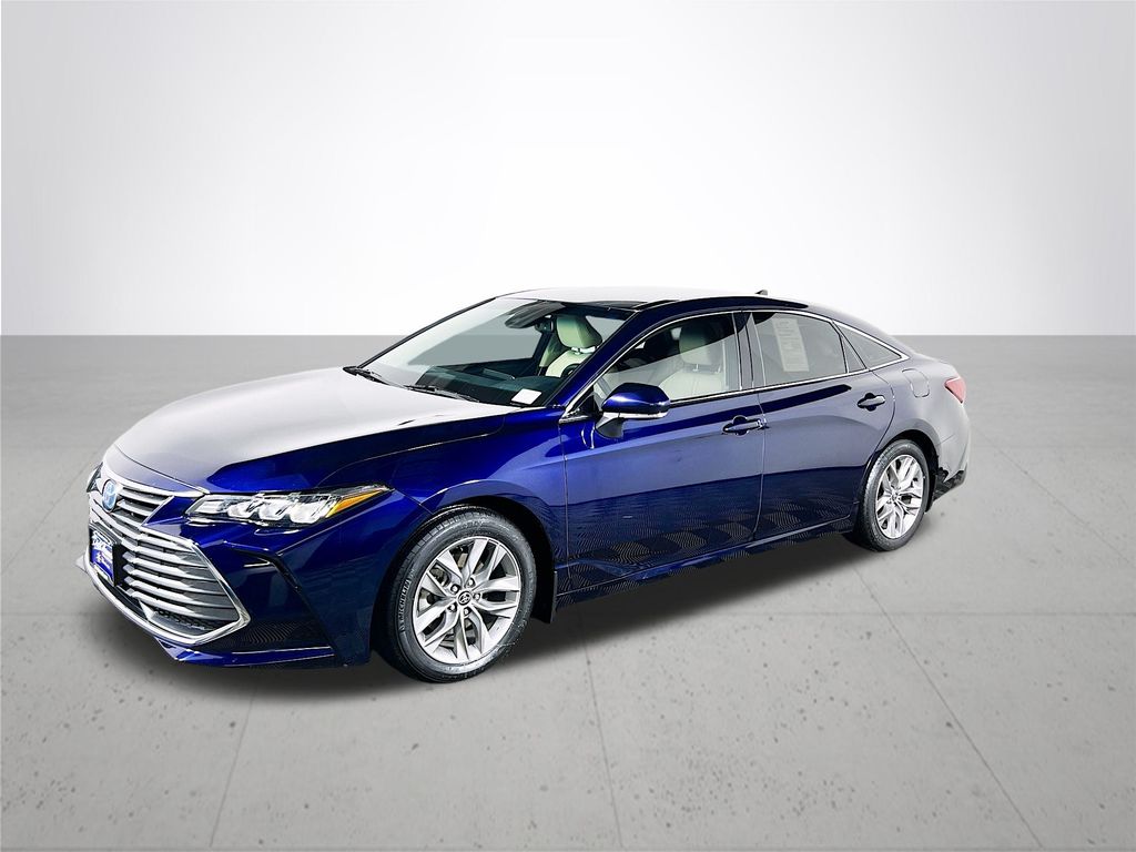 Used 2022 Toyota Avalon XLE with VIN 4T1JA1AB8NU015218 for sale in Gladstone, OR