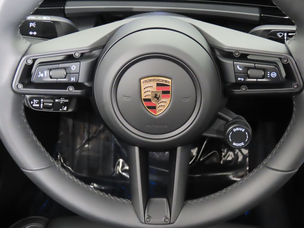 Thumbnail: 2025 Porsche Macan - 18