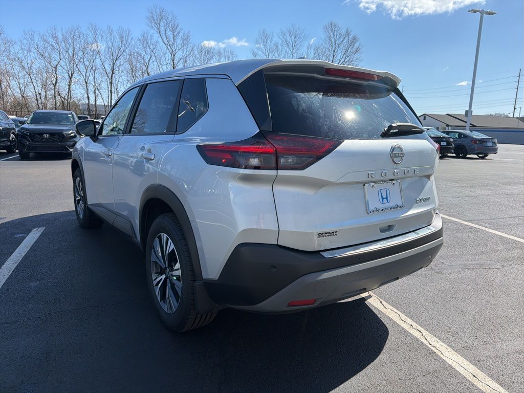 Thumbnail: 2023 Nissan Rogue - 3