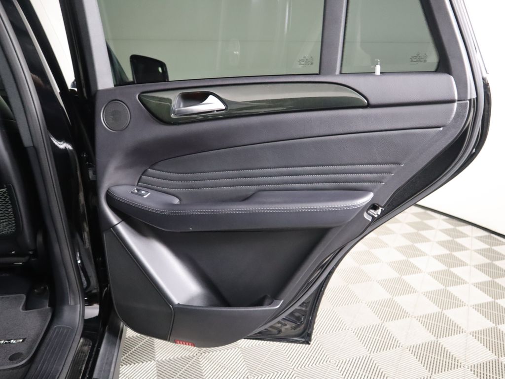 Thumbnail: 2018 Mercedes-Benz GLE - 27