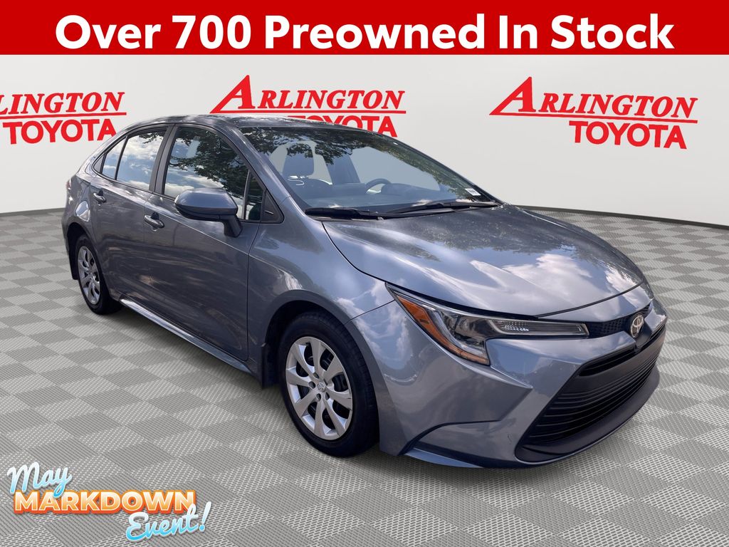 2025 Toyota Corolla LE CVT's photo