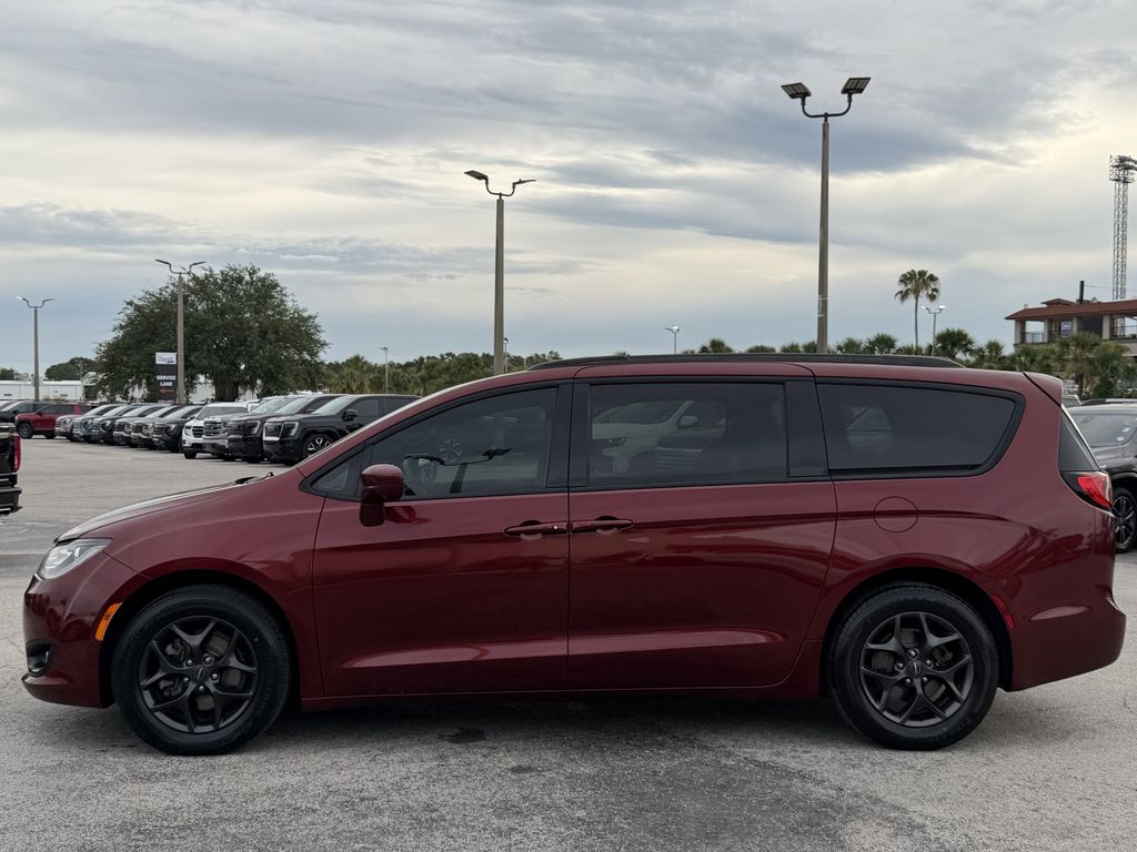 used 2019 Chrysler Pacifica car, priced at $15,392