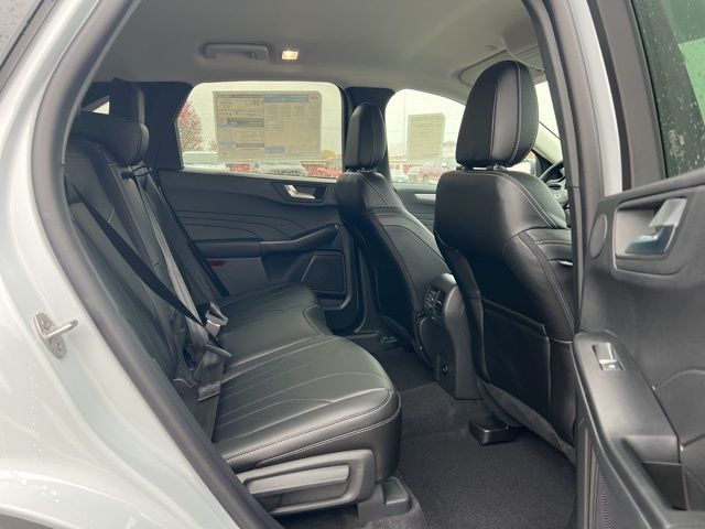 2026 Ford Escape Hybrid