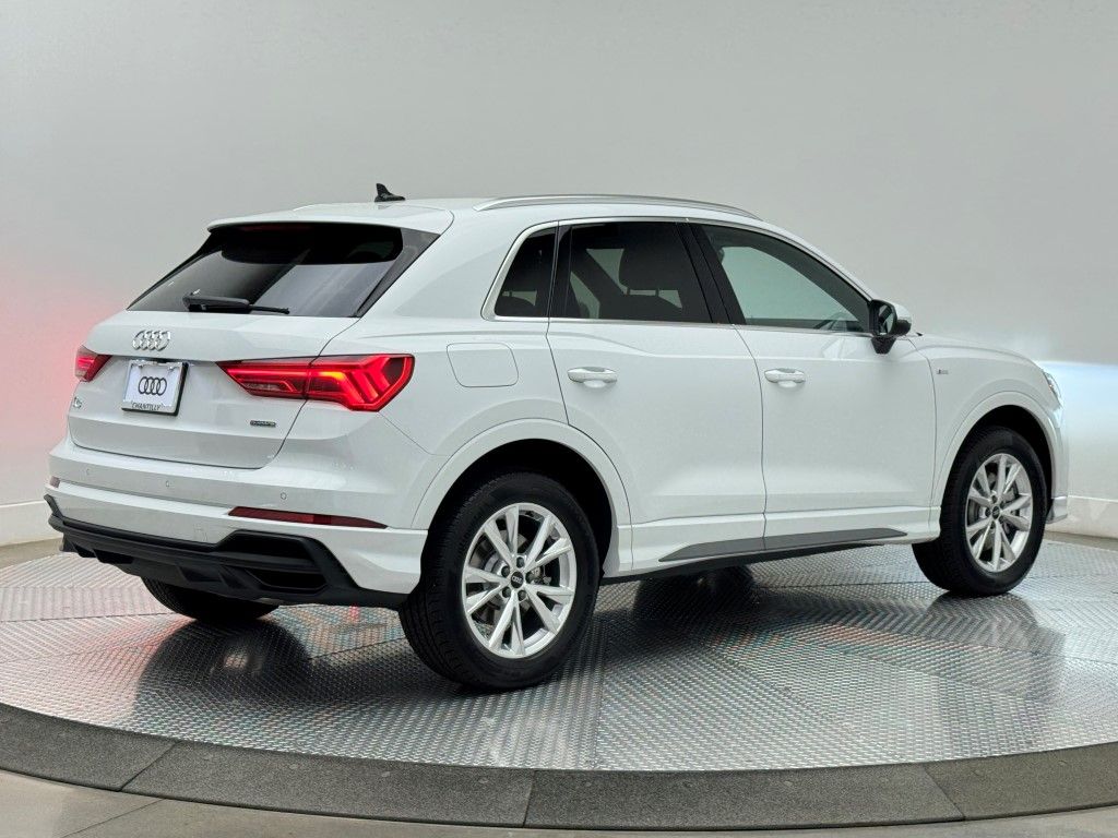 2024 Audi Q3 Premium Plus 11