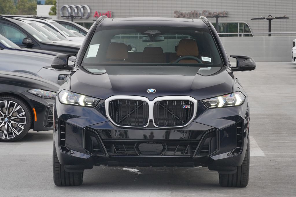 2025 BMW X5 M60i 2