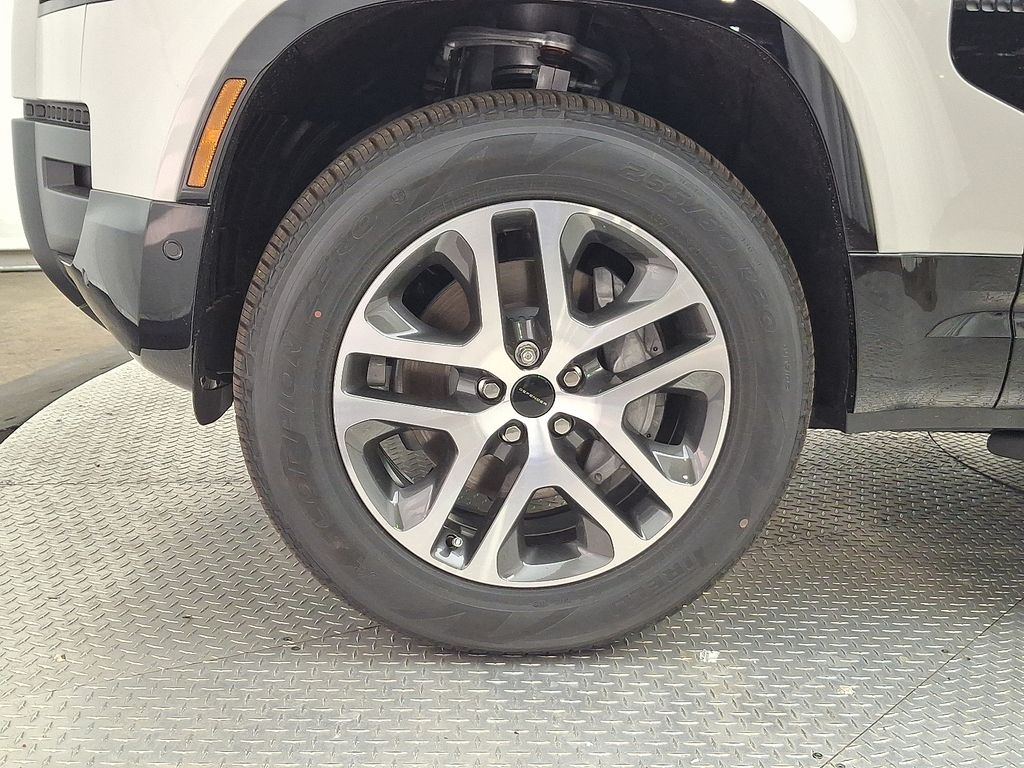 Thumbnail: 2026 Land Rover Defender - 5