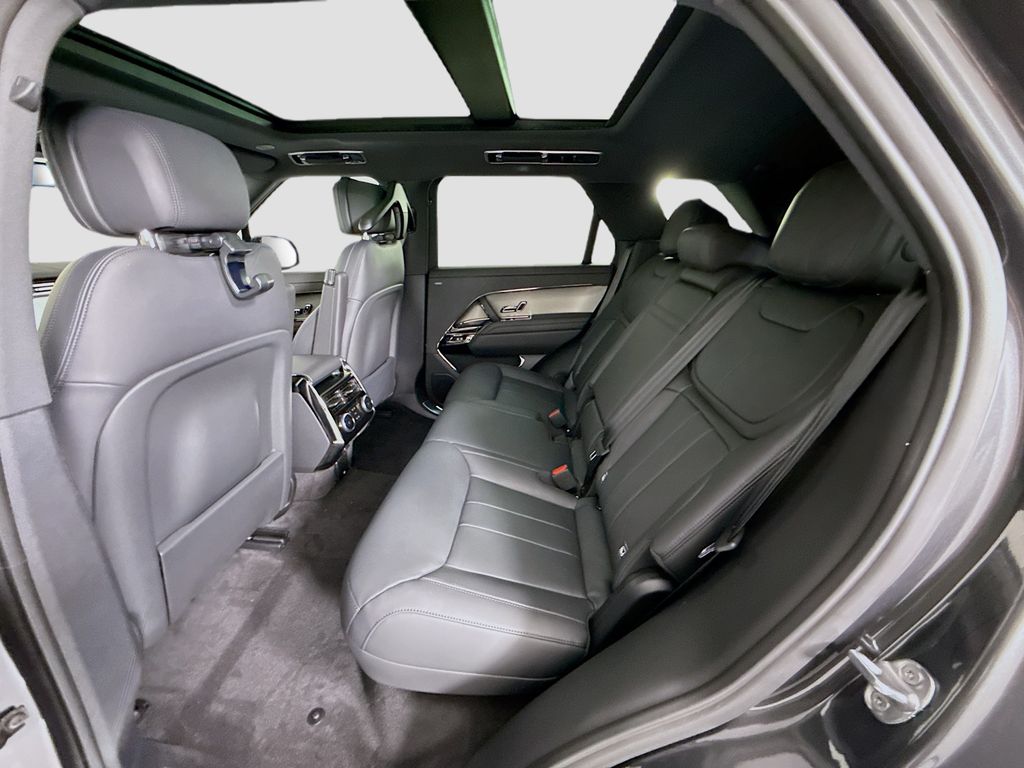 Thumbnail: 2026 Land Rover Range Rover Sport - 23