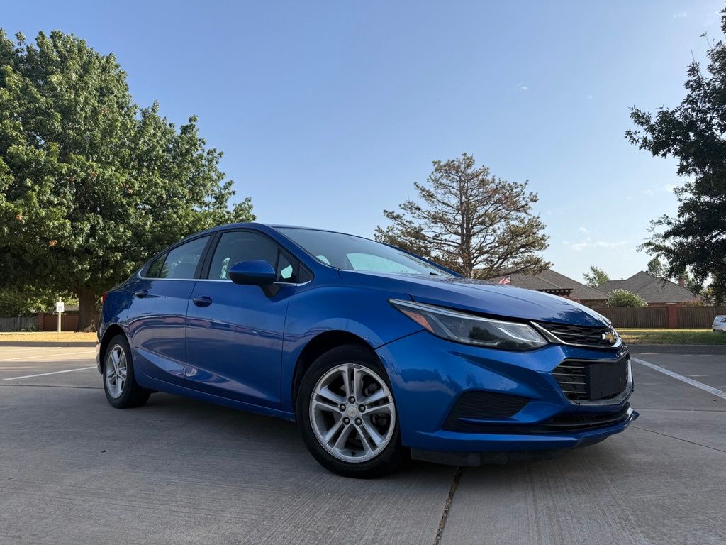 Kinetic Blue Metallic 2017 Chevrolet Cruze Sedan Front-Wheel Drive 6-Speed Automatic