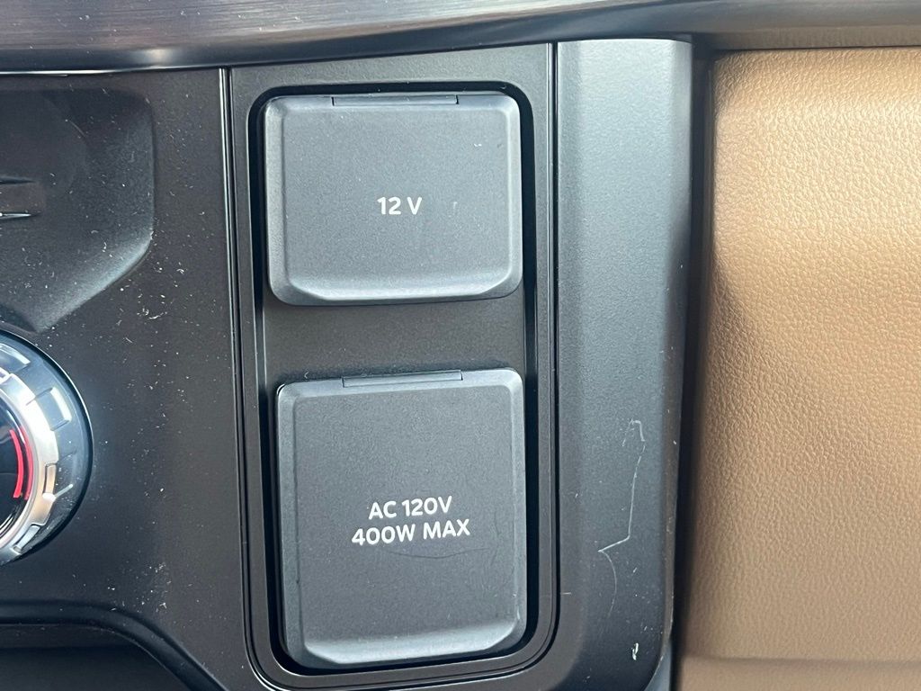 2025 Ford F-250SD Lariat White at Walterboro Ford