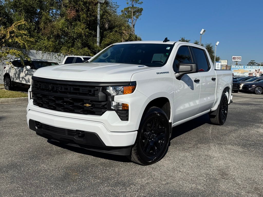 2024 Chevrolet Silverado 1500 Custom 4