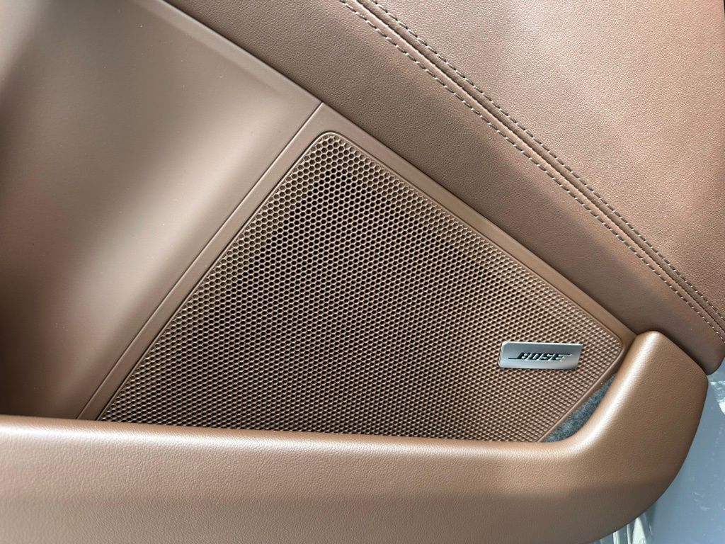 Thumbnail: 2026 Porsche 911 - 21