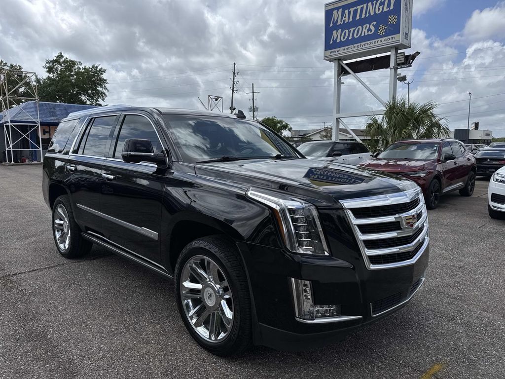 Black Raven 2017 Cadillac Escalade Premium Luxury RWD SUV / Crossover Rear-Wheel Drive 8-Speed Automatic