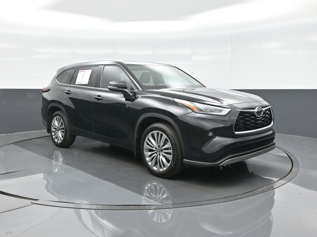 Midnight Black Metallic 2025 Toyota Highlander SUV / Crossover All-Wheel Drive 8-Speed Automatic