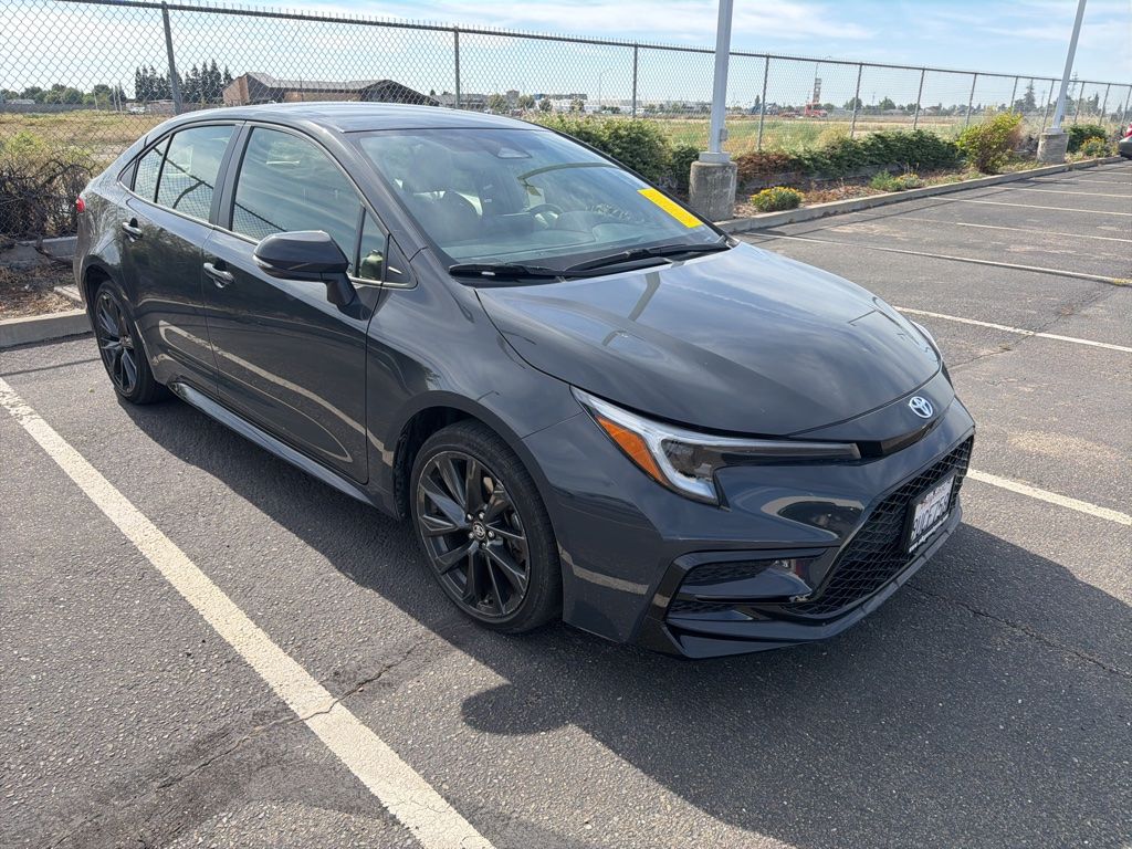 2025 Toyota Corolla Hybrid SE FWD