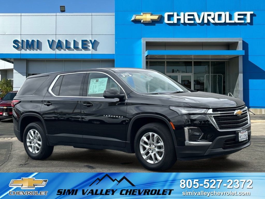 Mosaic Black Metallic 2023 Chevrolet Traverse SUV / Crossover Front-Wheel Drive 9-Speed Automatic