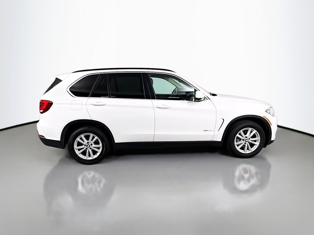 Thumbnail: 2015 BMW X5 - 4