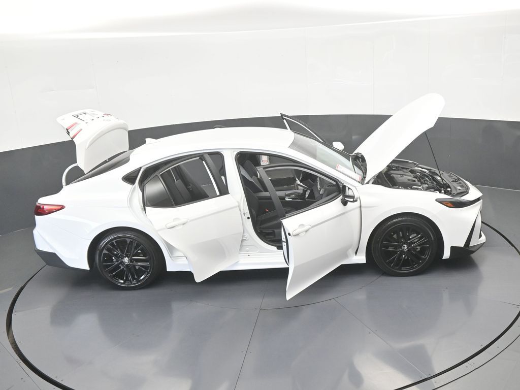 Used 2026 Wind Chill Pearl Toyota SE image 70