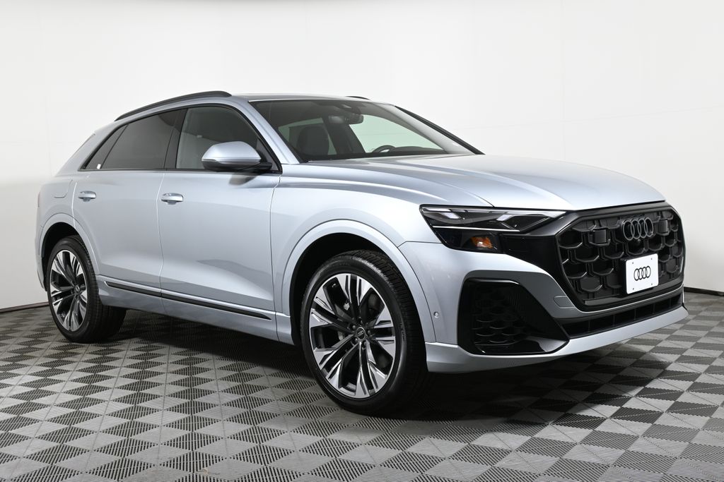 2025 Audi Q8  7