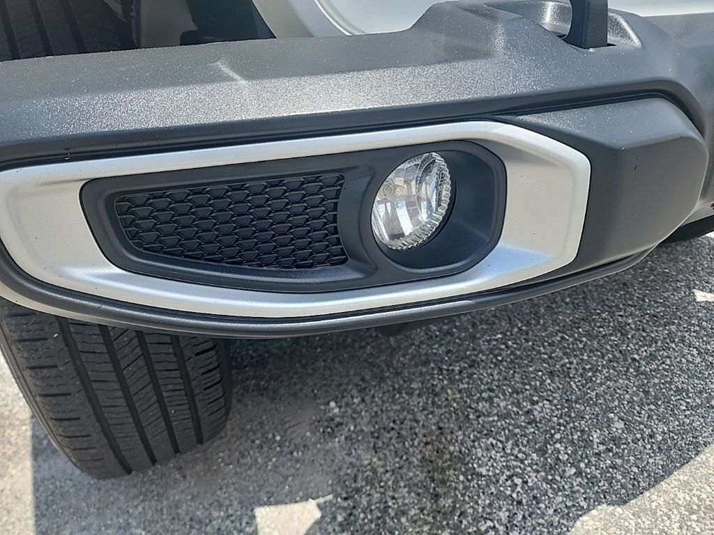 2023 White Jeep Wrangler Sahara 4X4 SUV