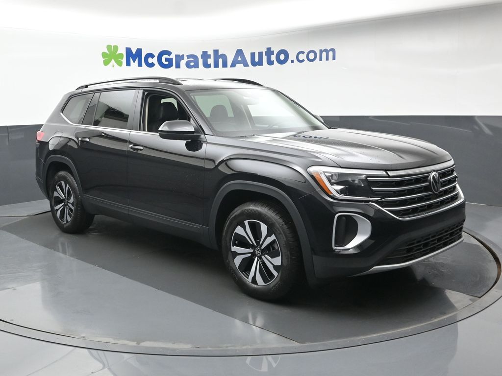 2026 Volkswagen Atlas SE's photo