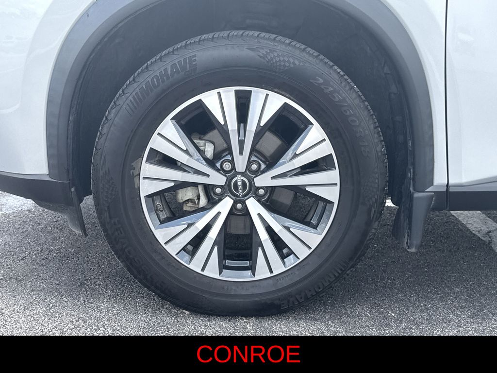 2023 Nissan Rogue SV - 8