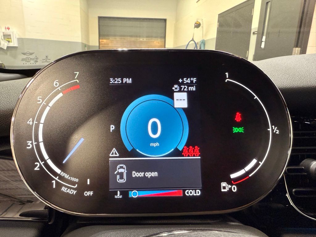 Thumbnail: 2023 MINI Cooper - 15