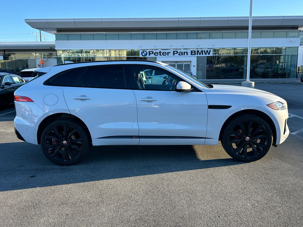 Thumbnail: 2019 Jaguar F-Pace - 6