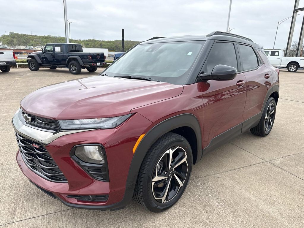 View vehicle photo 3