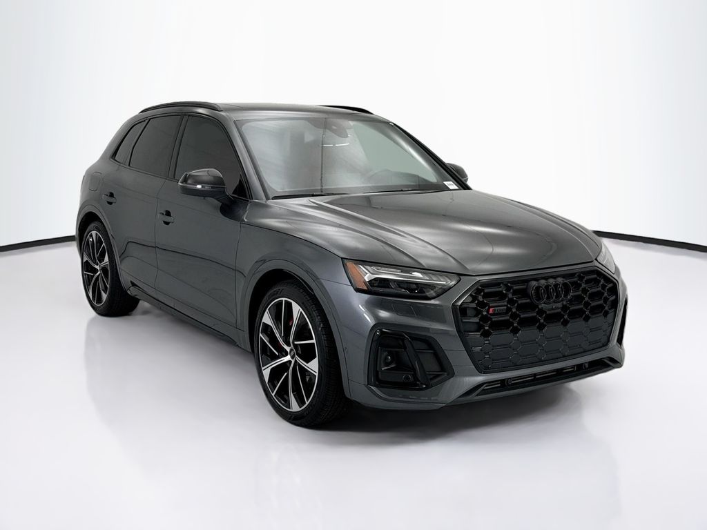 Thumbnail: 2023 Audi SQ5 - 3