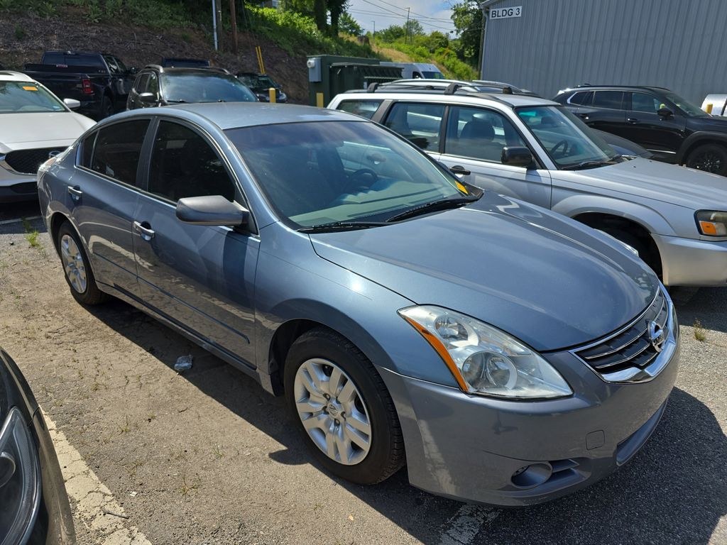 Ocean Gray Metallic 2011 Nissan Altima 2.5 S Sedan Front-Wheel Drive Continuously Variable Transmission