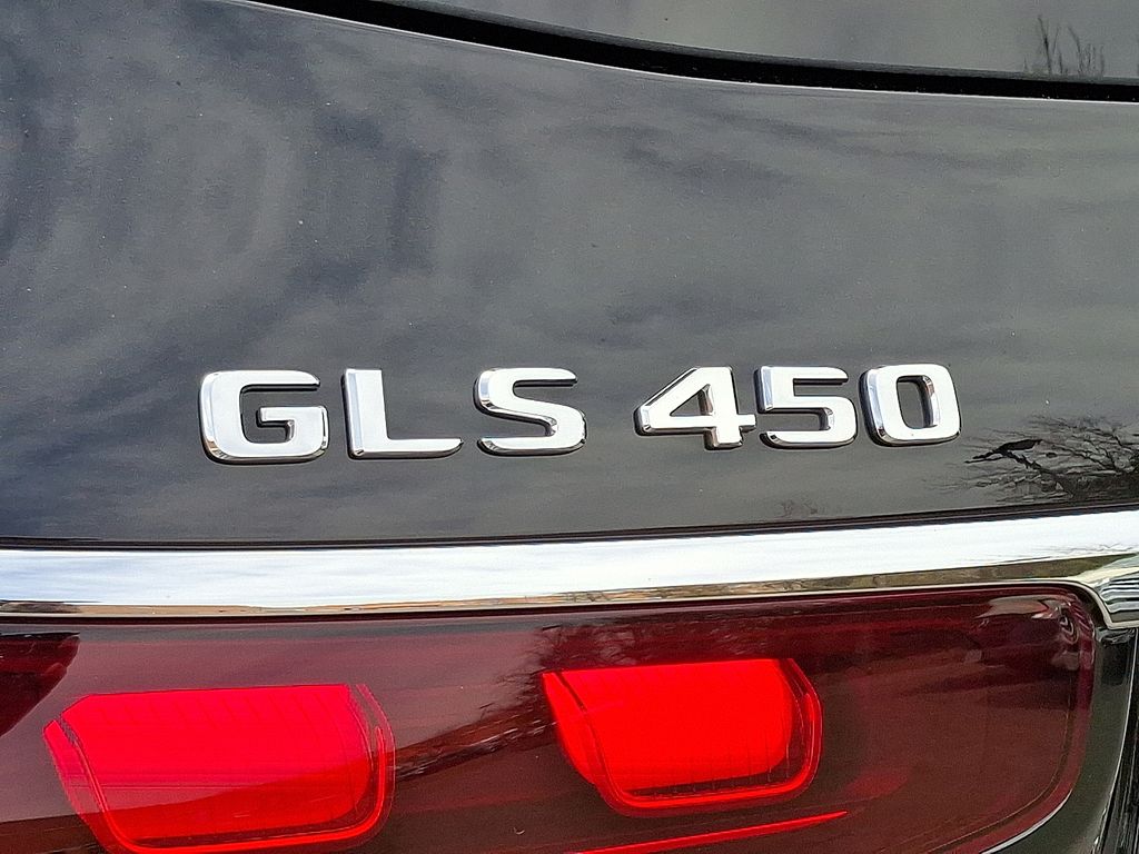 Thumbnail: 2026 Mercedes-Benz GLS - 29