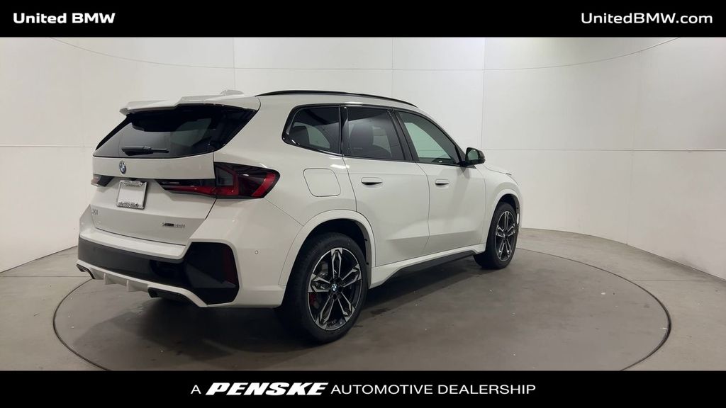 Thumbnail: 2026 BMW X1 - 8