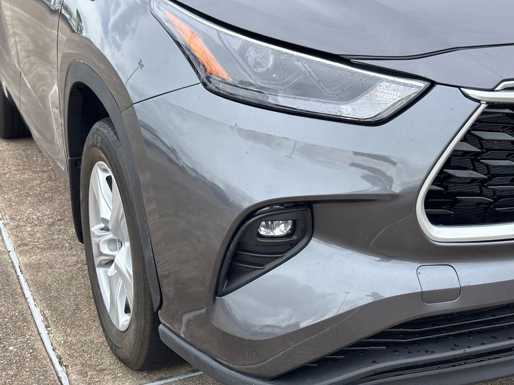 2024 Toyota Highlander LE - 4