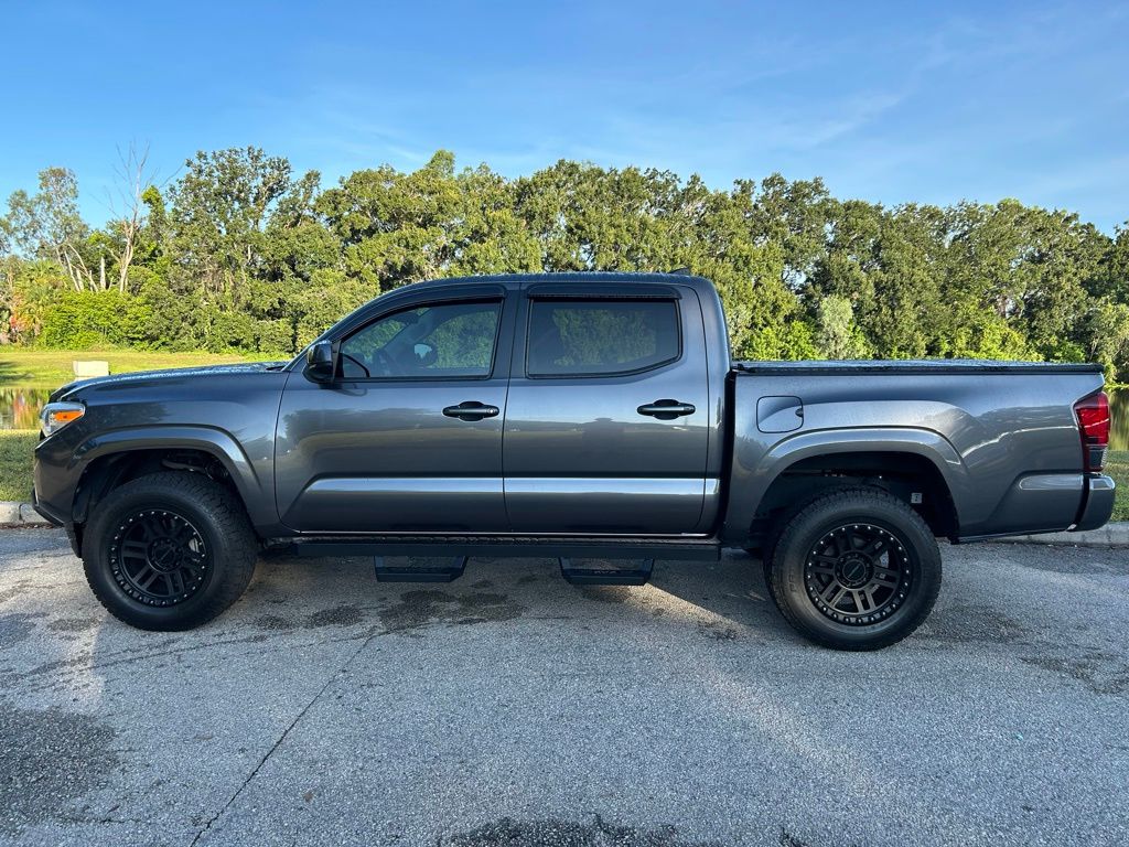 Thumbnail: 2019 Toyota Tacoma - 2