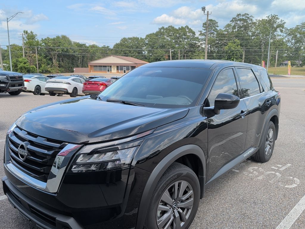 Super Black 2025 Nissan Pathfinder SUV / Crossover Front-Wheel Drive 9-Speed Automatic