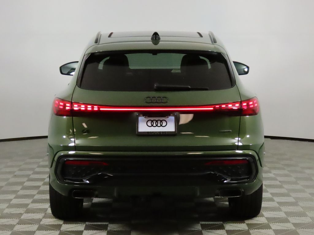 Thumbnail: 2026 Audi Q5 - 4