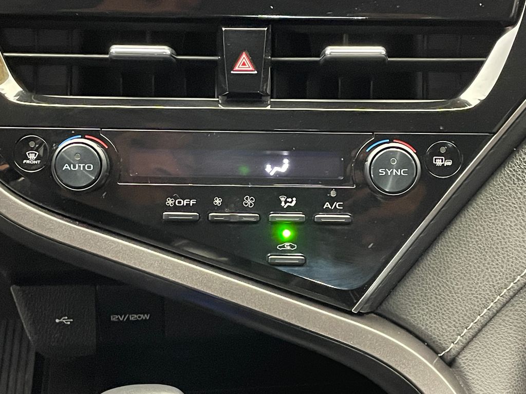 2023 Toyota Camry SE 27