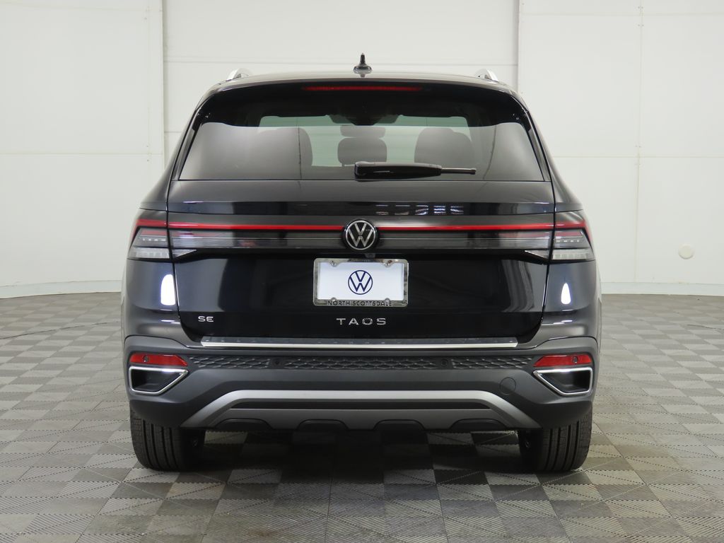 2025 Volkswagen Taos SE 7