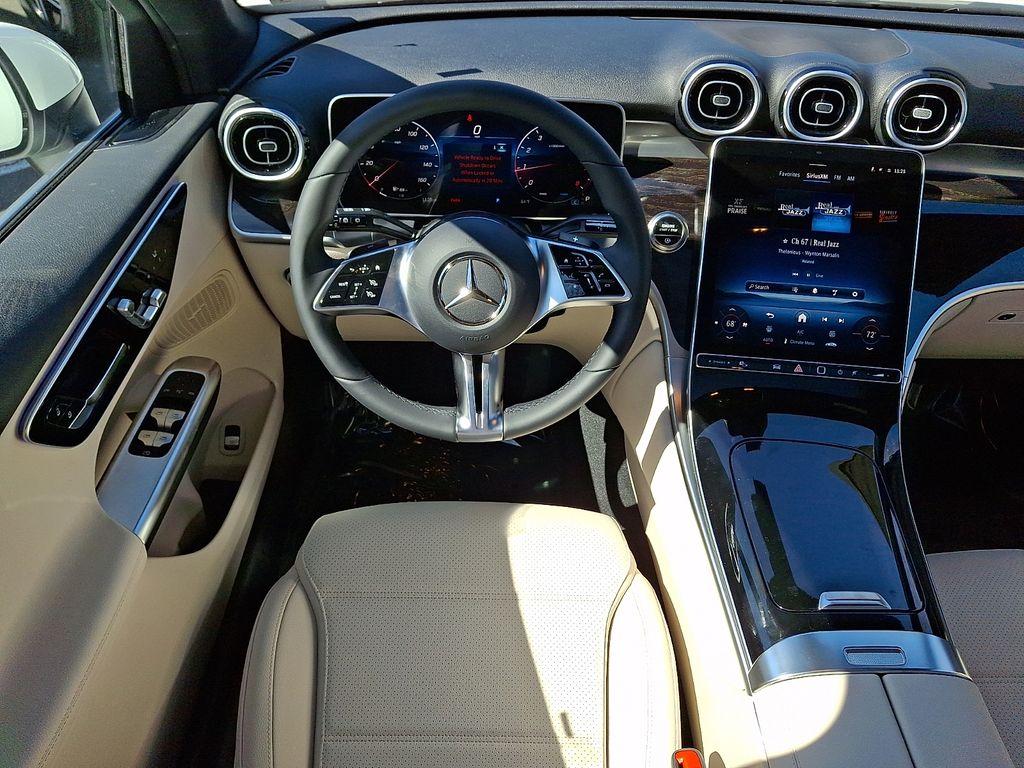 Thumbnail: 2026 Mercedes-Benz GLC - 7