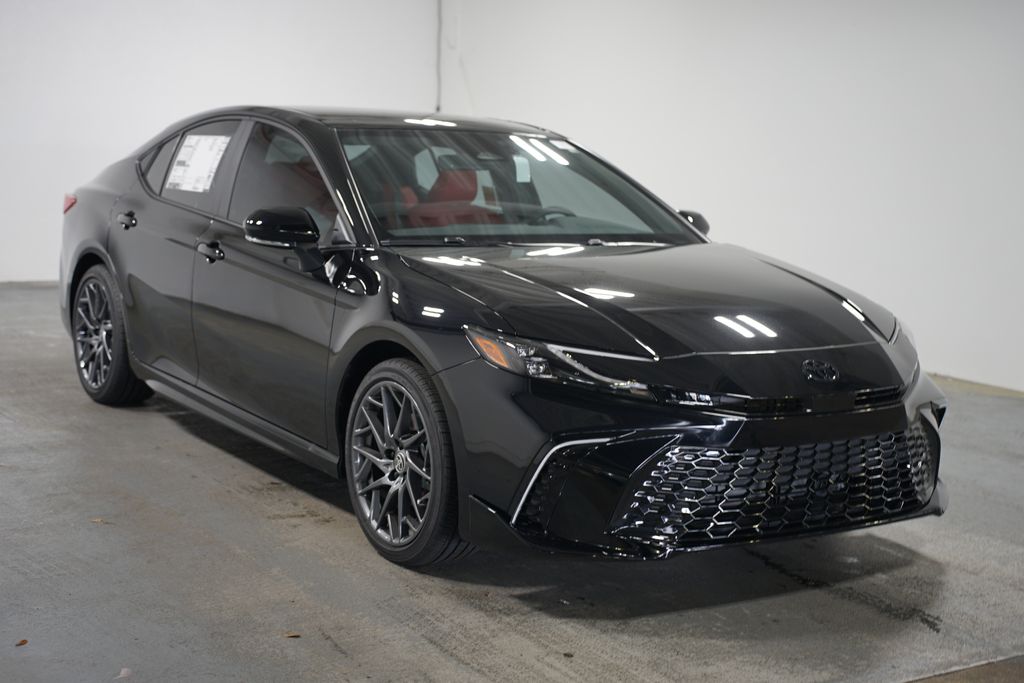 2025 Toyota Camry XSE 3