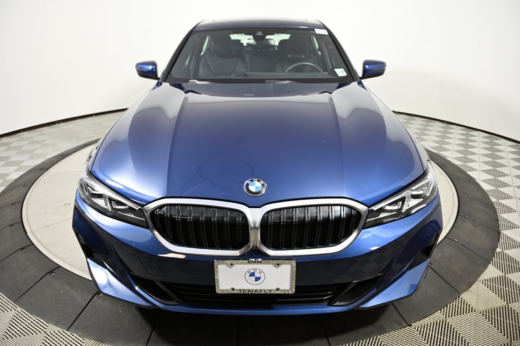 Thumbnail: 2024 BMW 3 Series - 8