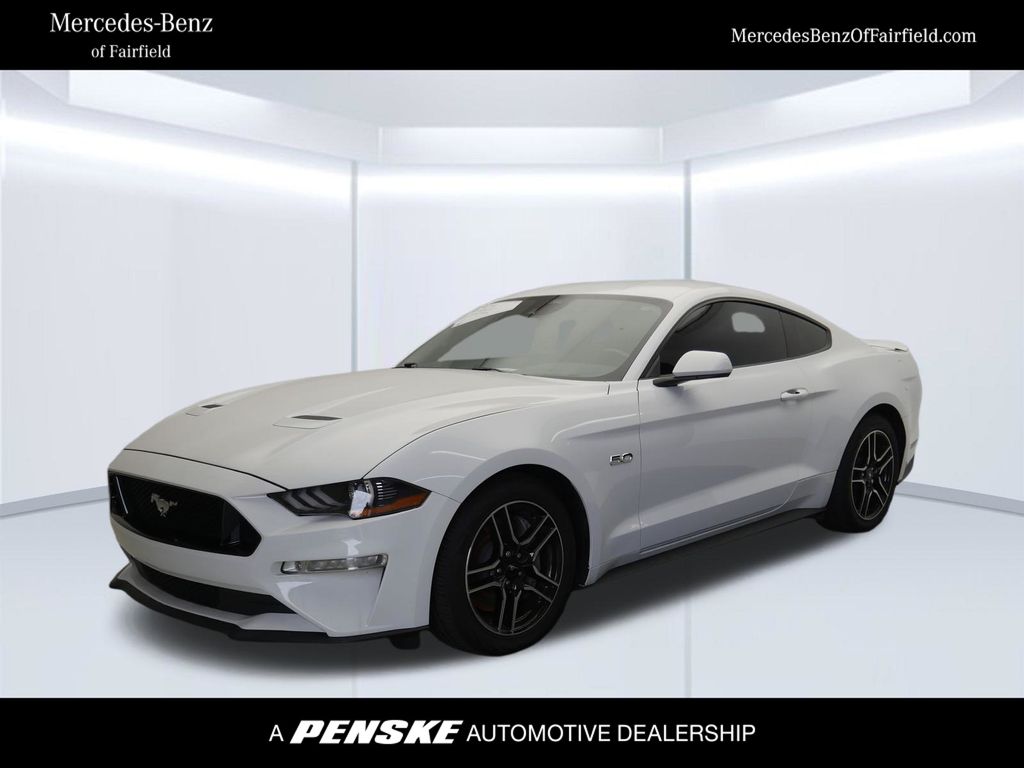 Oxford White 2022 Ford Mustang Coupe Rear-Wheel Drive 6-Speed Manual