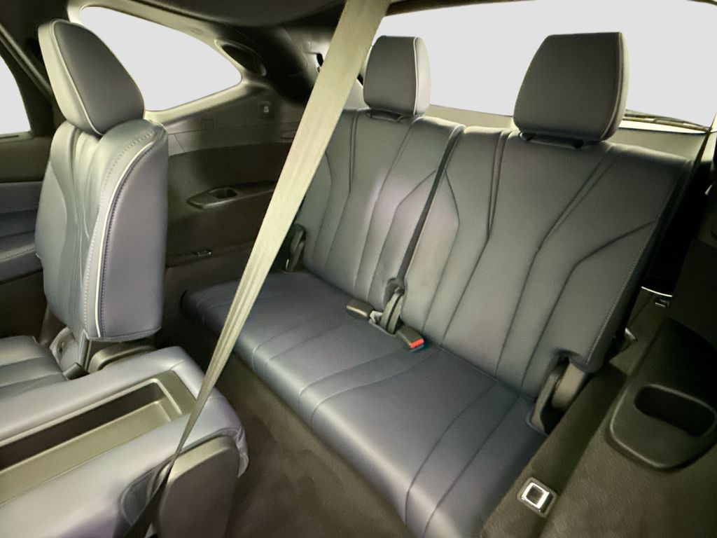 Thumbnail: 2024 Acura MDX - 22