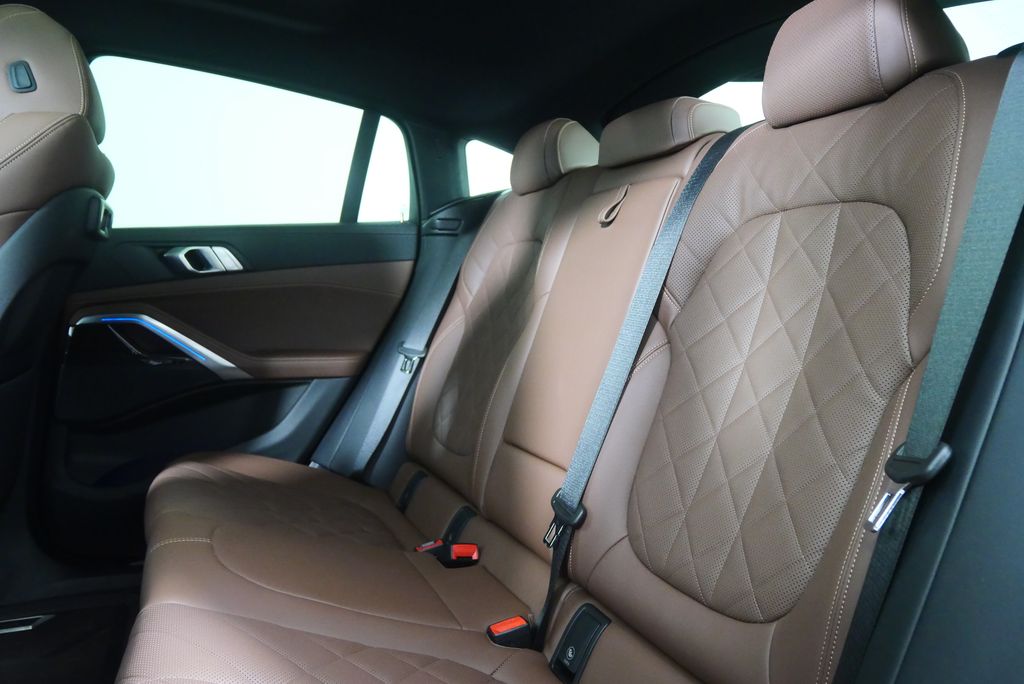 Thumbnail: 2023 BMW X6 - 16